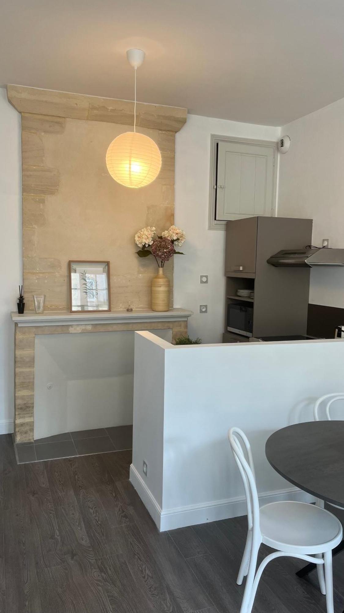 Appartement De Charme บาเยอ ภายนอก รูปภาพ